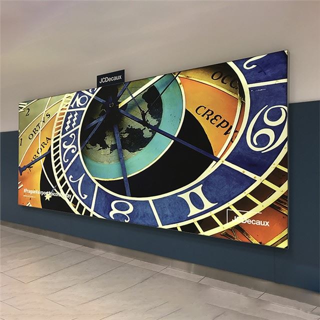 Pancarta de tela de polièster retroil·luminada de 180 g/m²